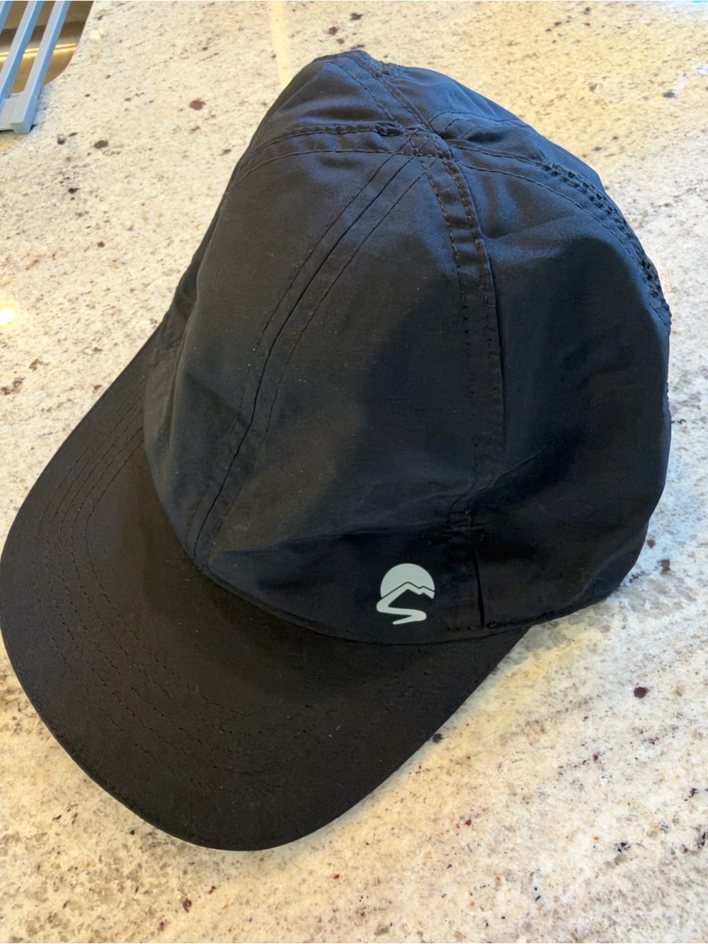 Black Performance Cap with Reflective Logo